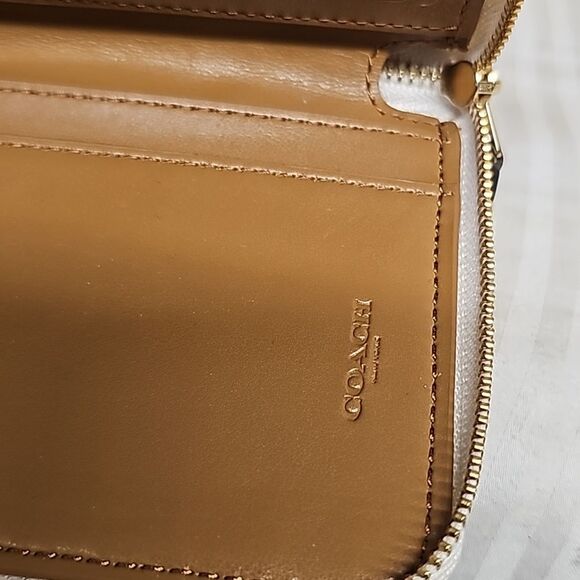 COACH RAINBOW ZIP AROUND WALLET BFPM-11-148 - Picture 7 of 9